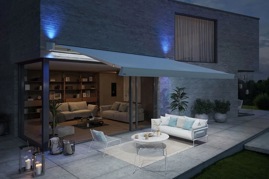 markilux mx 4 weiss mit blauer und weisser Beleuchtung